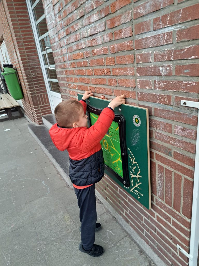 Une chasse aux œufs pleine de joie et de cloches à l’école !
